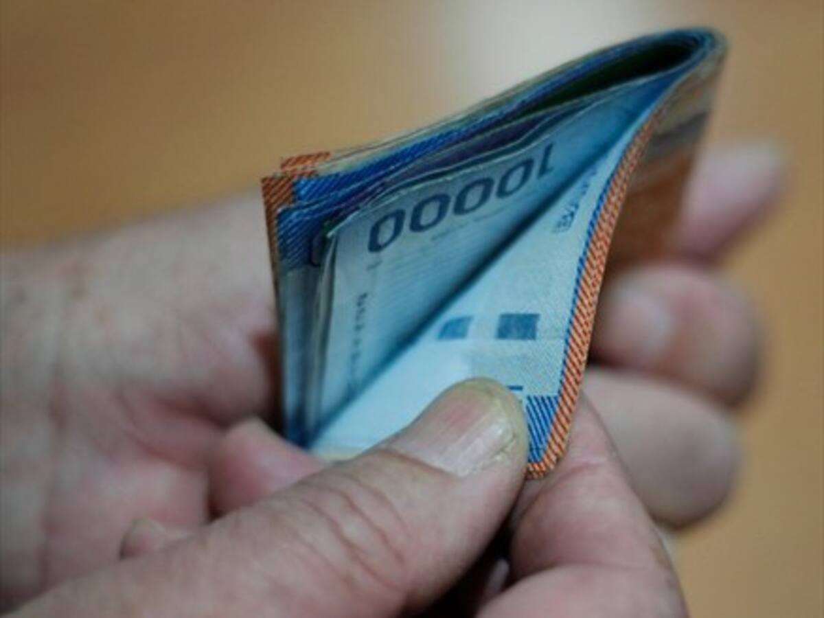 Sueldos reales registran su primera caída desde el 2010