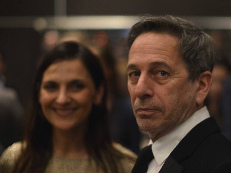 29 de Agosto de 2015/ SANTIAGO El actor nacional Alfredo Castro ( d ), posa para la prensa durante la premiacin "Sanfic 2015" realizada en las salas premium del Cine Hoyts Parque Arauco.
FOTO: MATIAS DELACROIX/ AGENCIAUNO