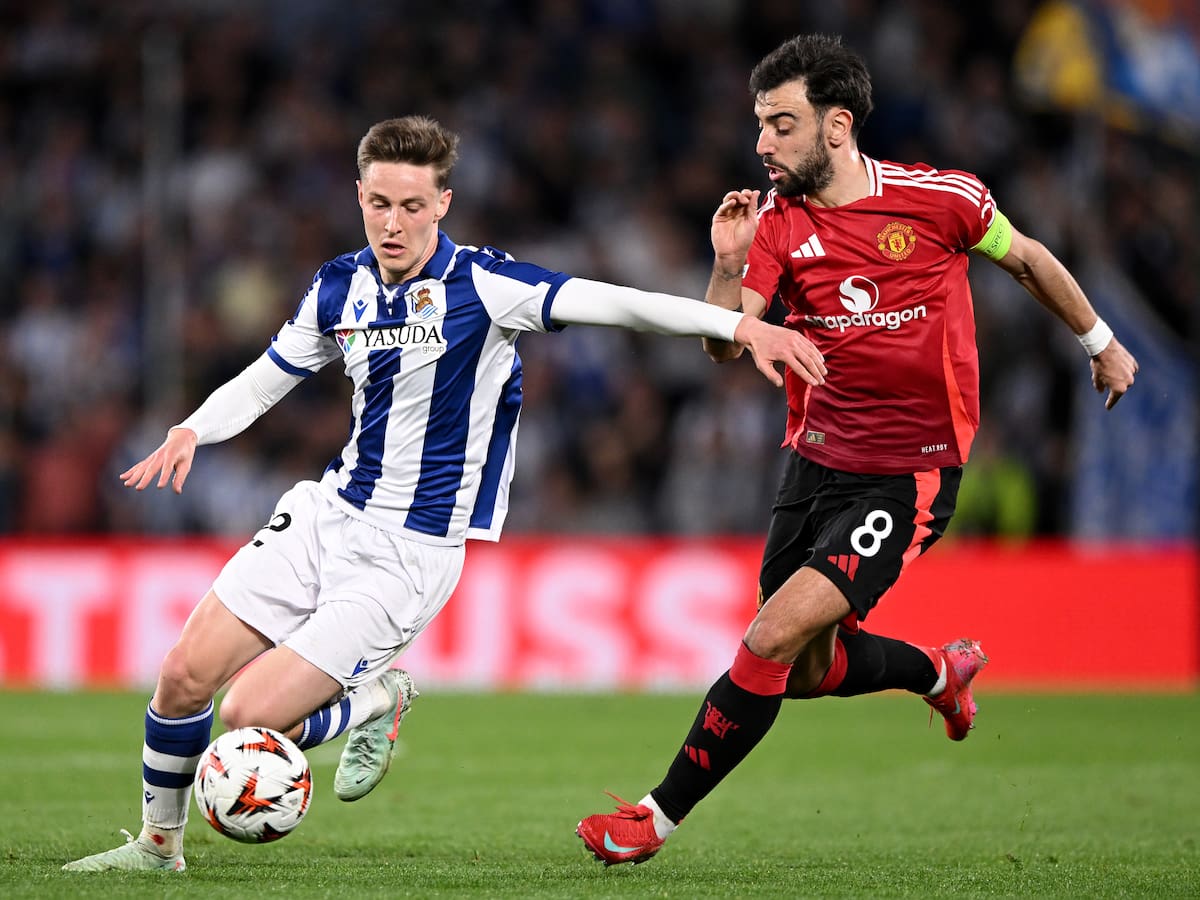 Manchester United no sostiene su ventaja y empata ante la Real Sociedad en la ida de los octavos de final de la Europa League