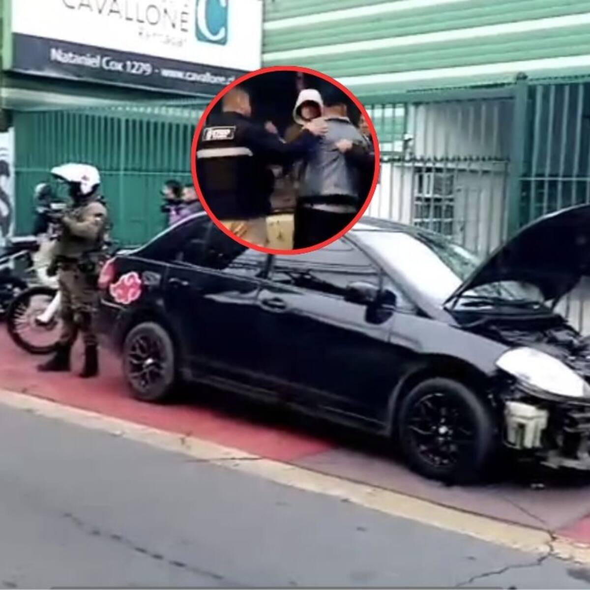 Choque en pleno centro de Santiago: conductor intentó huir tras impactar un poste y terminó detenido