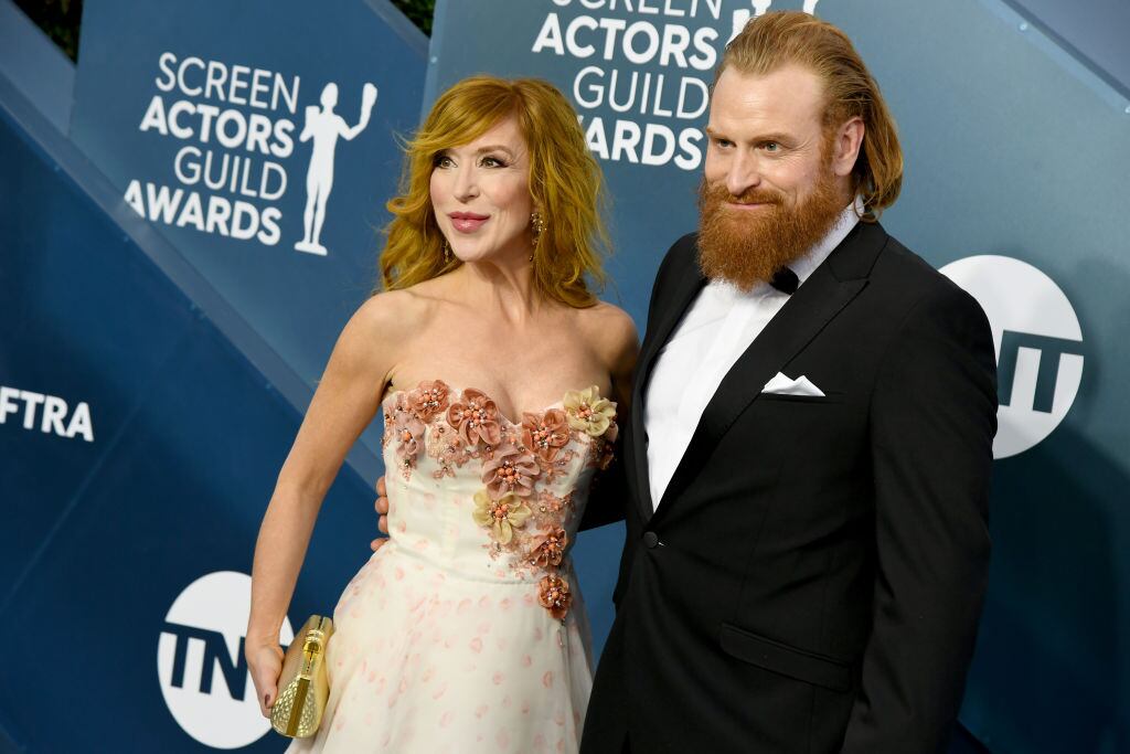 Kristofer Hivju y su mujer