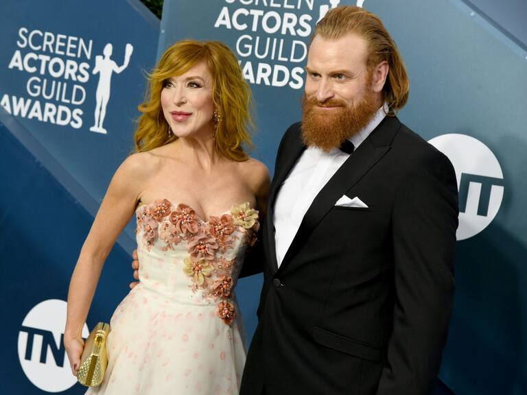 Kristofer Hivju y su mujer