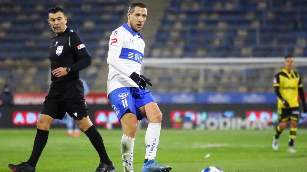 La meta de Luciano Aued en su regreso a la UC: "Necesito partidos para sentirme mejor rápidamente, el fútbol no espera"