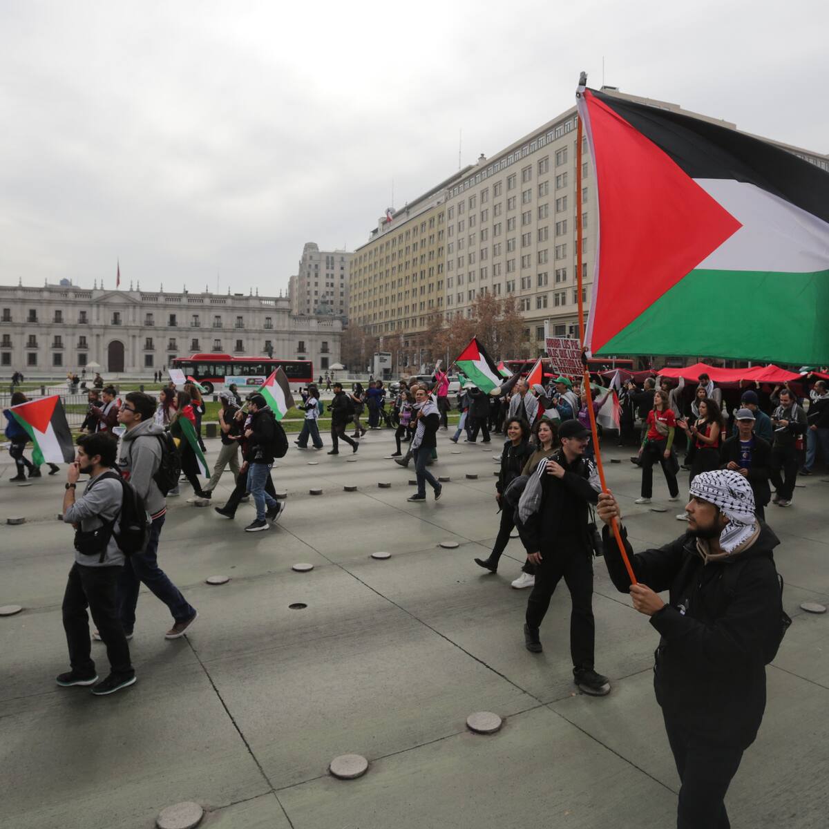 “No es un caso aislado”: Comunidad Palestina acusa discriminación contra chileno en Israel y exige protesta formal del Gobierno