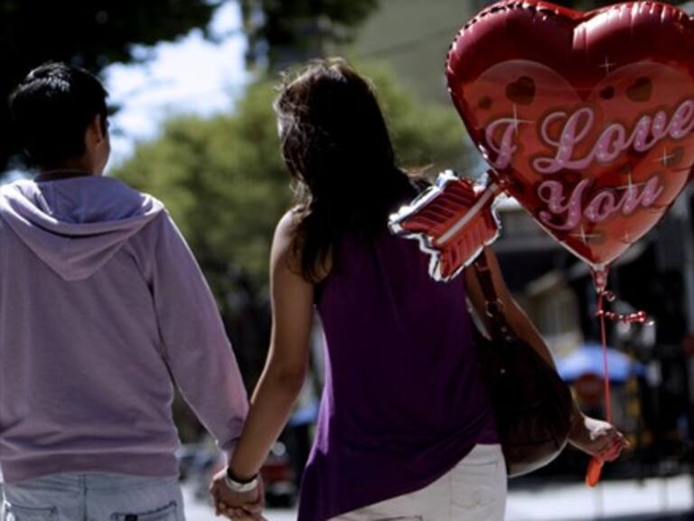 El 76% de los chilenos tiene relaciones sexuales después de la tercera cita
