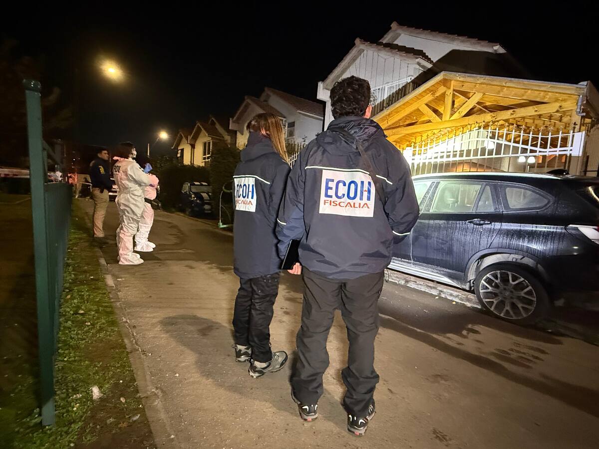 Balacera en Maipú: niña de 13 años queda en riesgo vital y su padrastro es asesinado