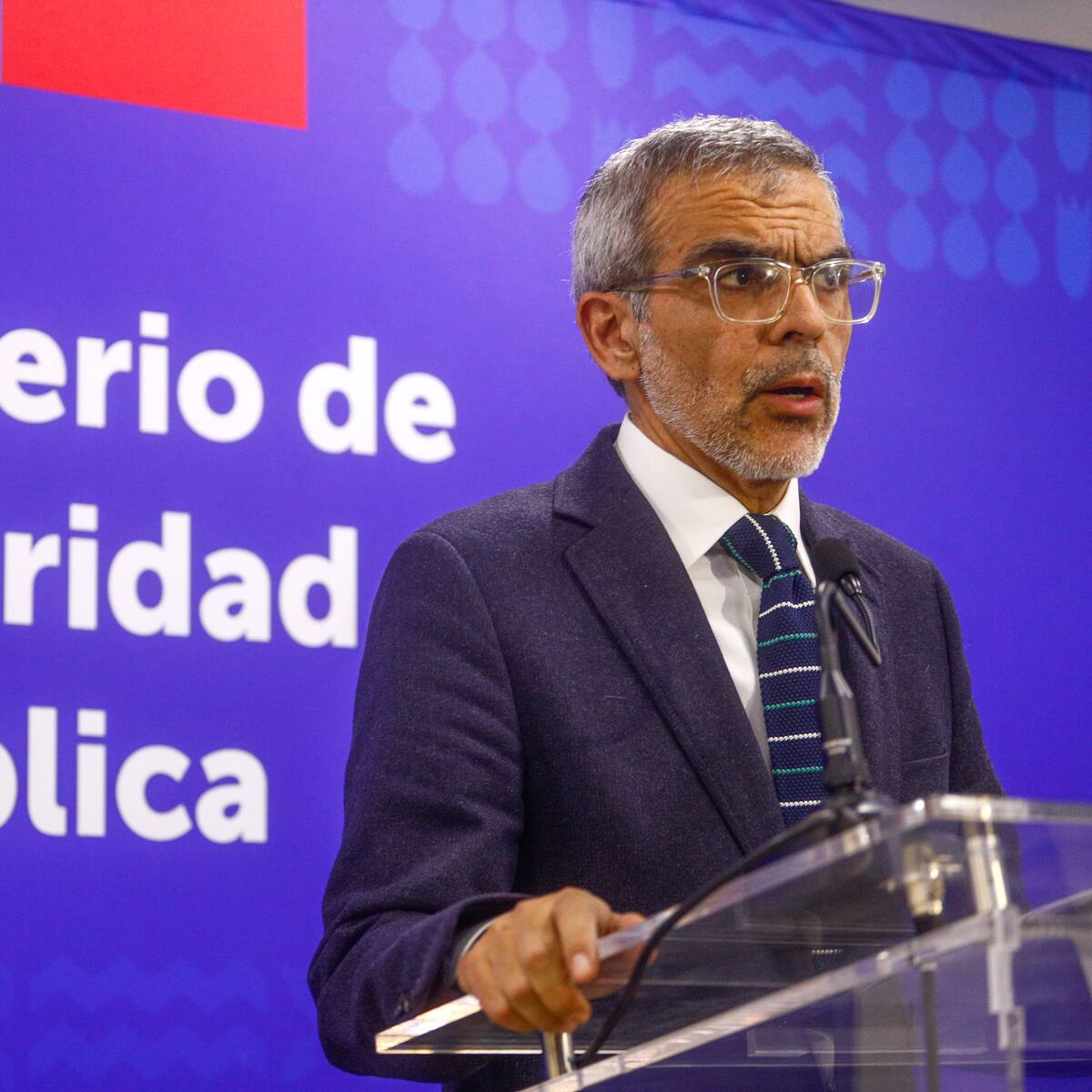 “Generará atochamiento”: ministro Cordero explica implicancias de oficio que elimina bloque PM en controles de detención