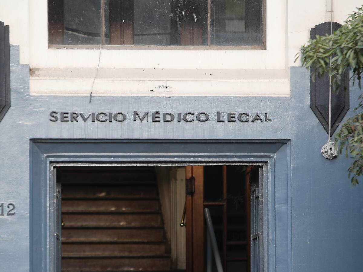 Gobierno pide la renuncia de la directora y de otras dos autoridades del Servicio Médico Legal