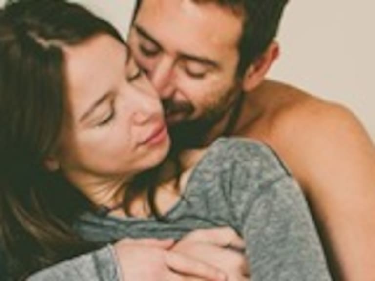 Sexóloga: Pedir sexo anal para navidad me parece un poco violento