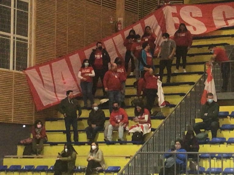 Primer evento deportivo con público en Chile: así fueron los playoffs de la Liga Nacional de Básquetbol