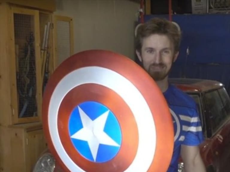 Fanático de Capitán América recreó el escudo del superhéroe