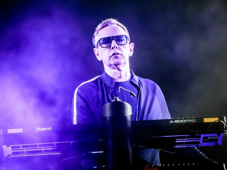 MILAN, ITALY - JUNE 27: Andrew Fletcher of English electronic band Depeche Mode performs on stage at Stadio San Siro on June 27, 2017 in Milan, Italy. (Photo by Sergione Infuso/Corbis via Getty Images)