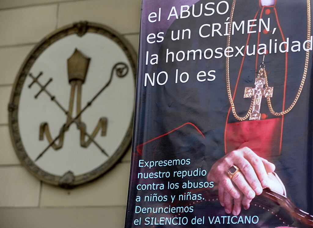 Manifestación contra los abusos en la catedral católica de Buenos Aires