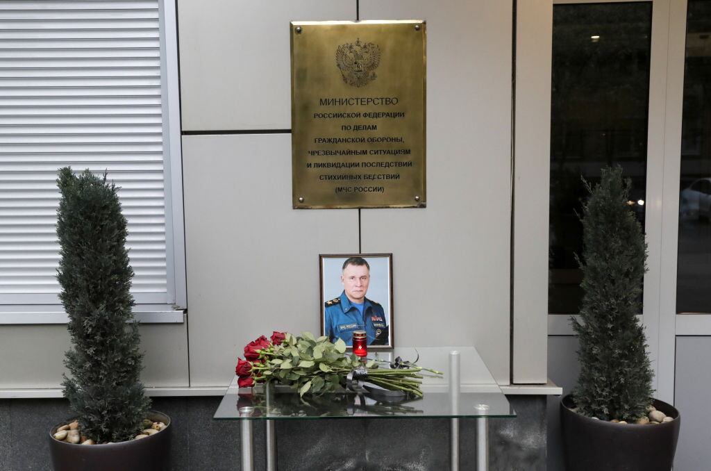 Ministerio de emergencia de Rusia homenajea al fallecido Zinichev