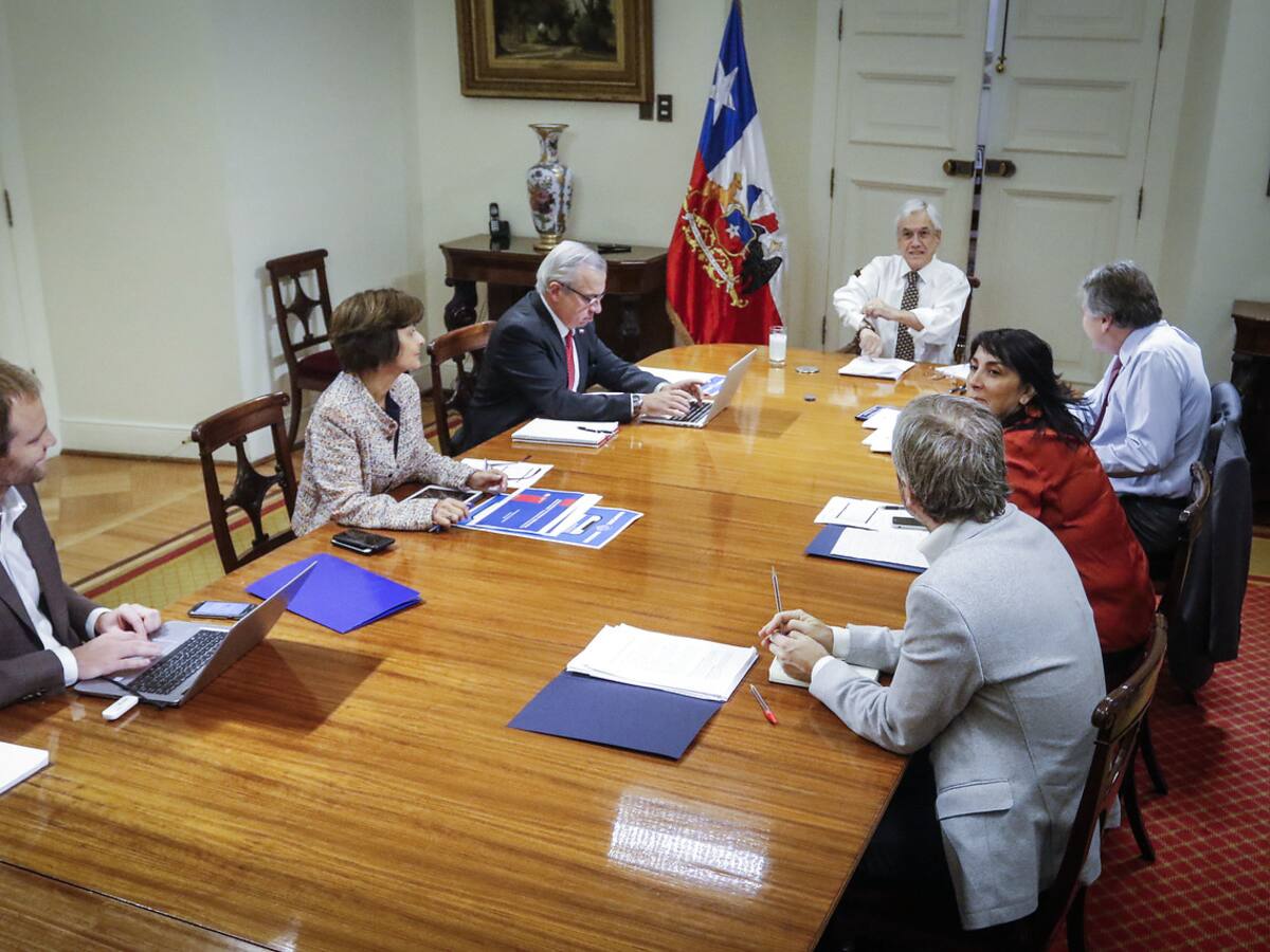 ¿Quiénes participarán en la mesa social por el coronavirus?