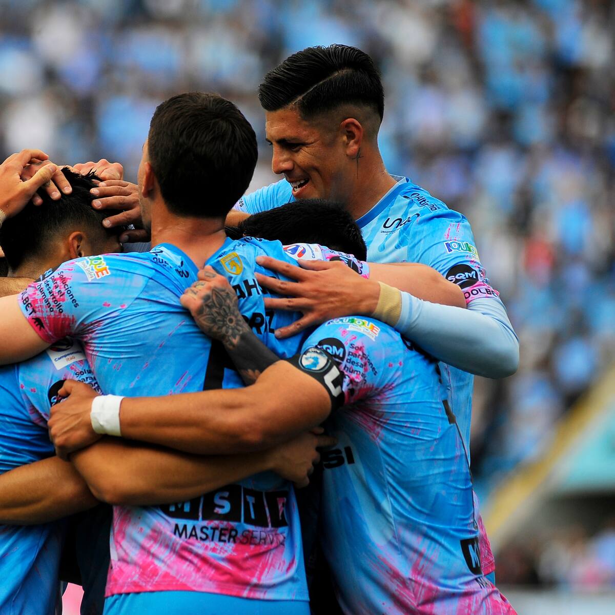 Deportes Iquique suma a su quinto refuerzo para el 2025: ex U de Chile se incorpora a los “Dragones Celestes”