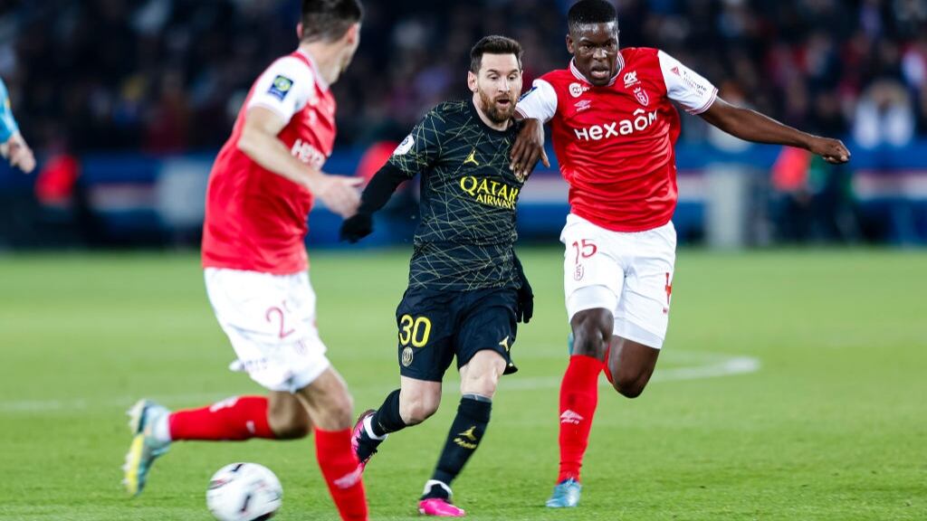 PSG no puede estirar su ventaja en la Ligue 1 tras sufrir un empate a último minuto ante Reims