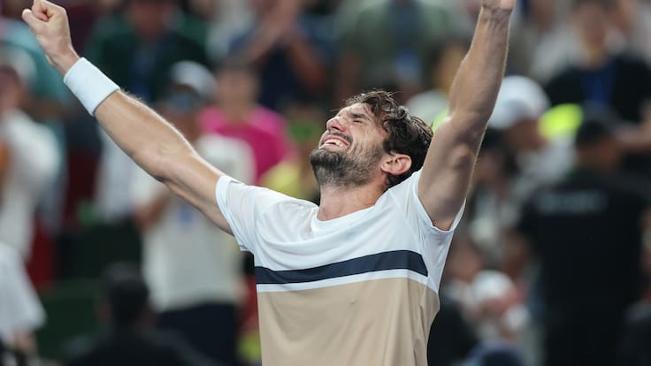 Venció a su primo en la final: el conmovedor llanto de Valentin Vacherot tras coronarse campeón del Masters de Shanghái