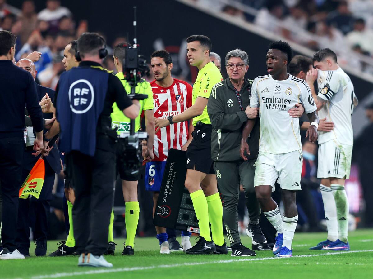 “Florentino te va a echar”: la frase del “Cholo” Simeone a Vinícius que encendió el derbi de Madrid por Supercopa