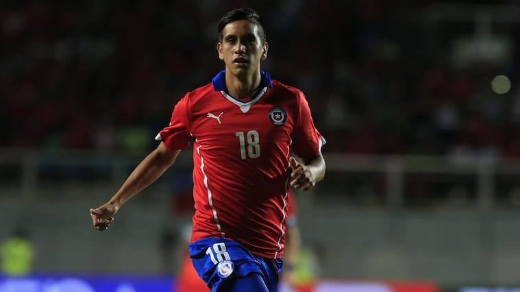 28 de Enero de 2015/RANCAGUAAndres Vilches durante el partido amistoso entre las selecciones de Chile vs Estados Unidos, jugado en el Estadio el Teniente de Rancagua
FOTO:MARIO DAVILA/AGENCIAUNO