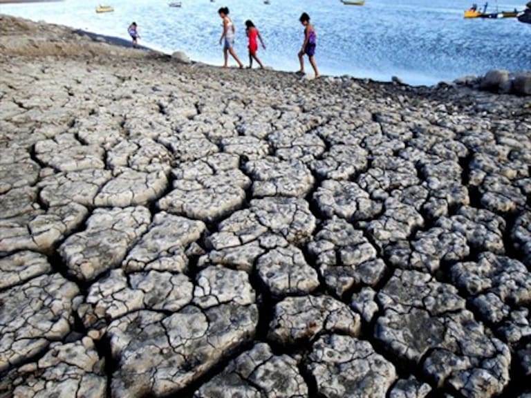 Ministerios de Agricultura y OO.PP. anuncian cambios a proyecto que modifica el Código de Aguas