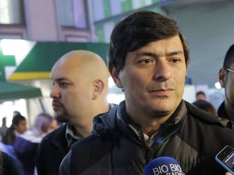 CONCEPCION, 13 de junio 2017
El candidato a la presidencia Franco Parisi estuvo en el centro de Concepcion, realizando una serie de actividades, junto a adherentes.
FOTO: ALEJANDRO ZOÑEZ/AGENCIA UNO