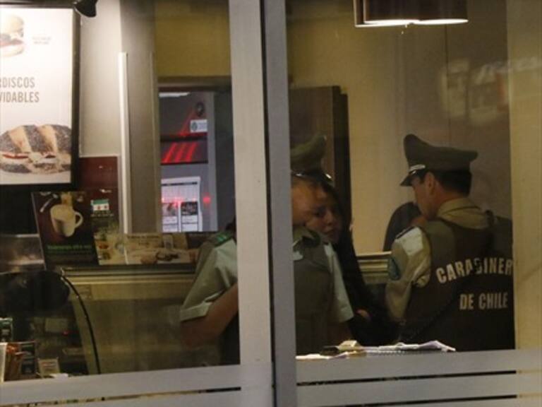 Por maltrato sicológico: muerte de alumna que se suicidó llega a la Super de Educación