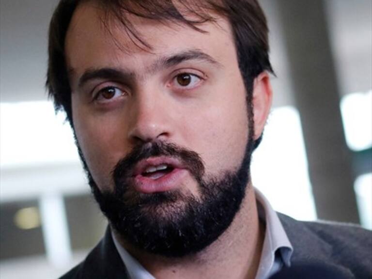 Jorge Sharp sobre horario de la Cuenta Pública: Esto no es Game Of Thrones, es un acto democrático
