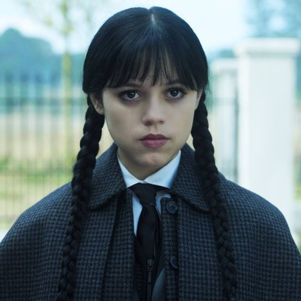 Netflix libera tráiler de la segunda parte de “Merlina” y enciende las redes