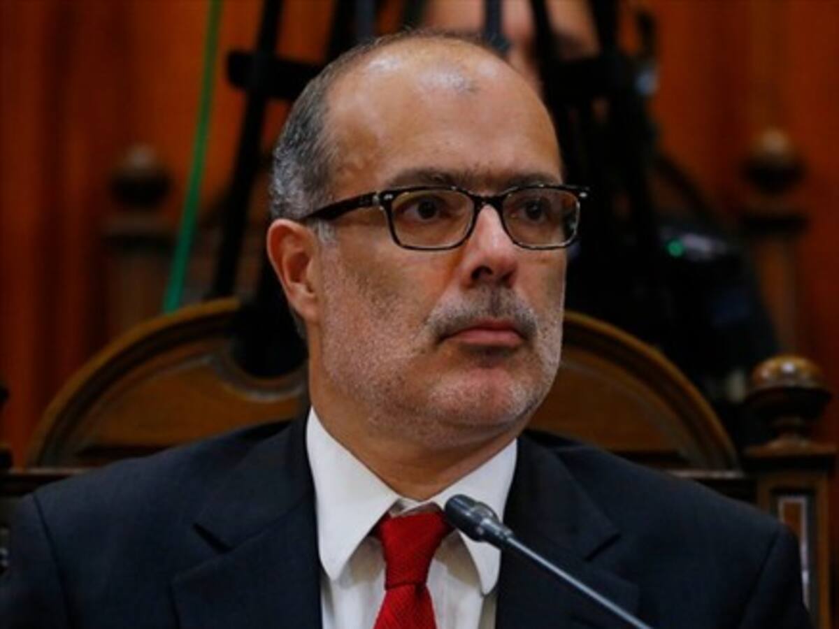 Jugada política del Gobierno amarra pensiones solidarias y reajuste al sector público