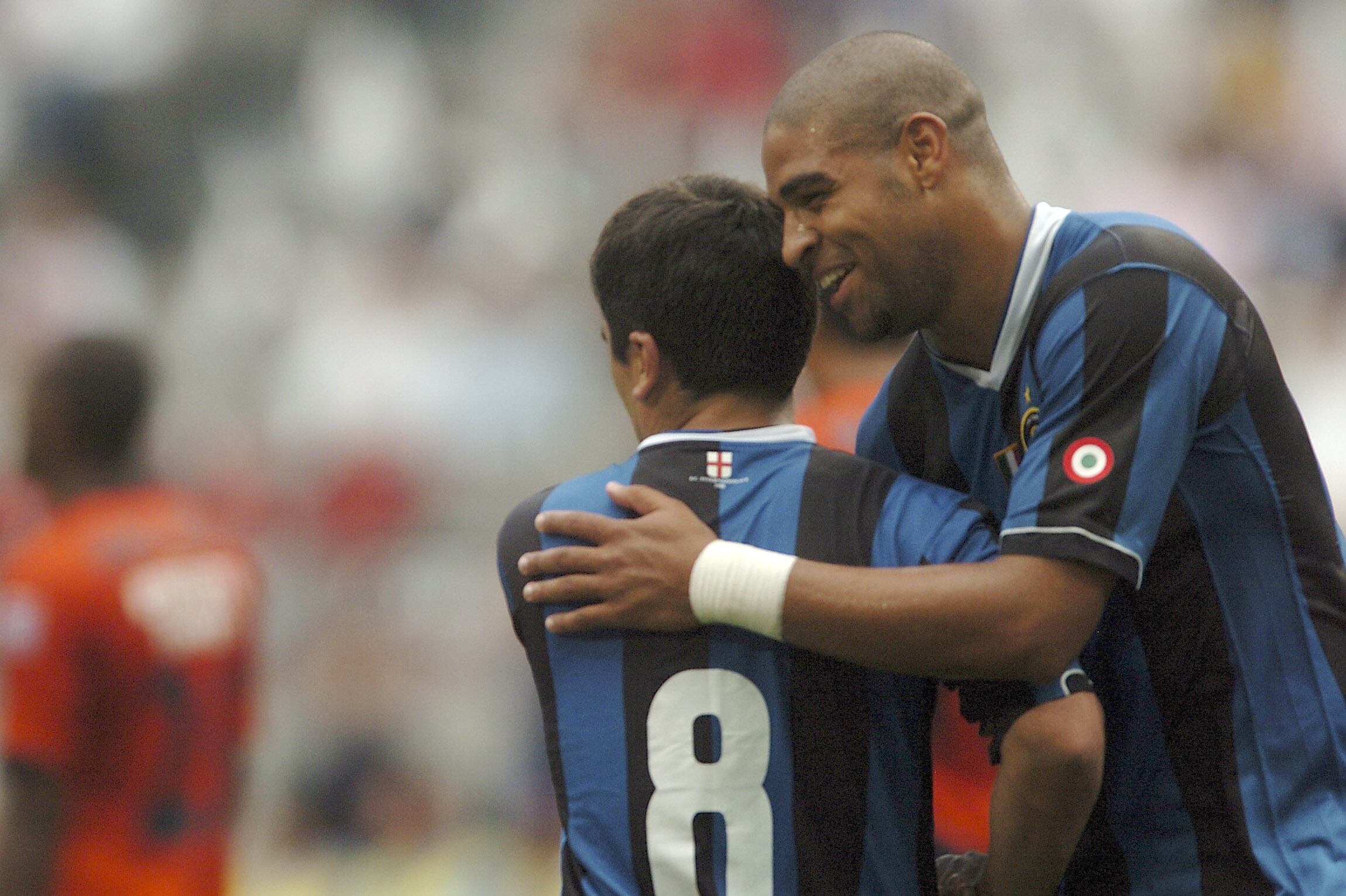 Adriano y David Pizarro en el Inter de Milán, año 2006. Foto: Getty Images