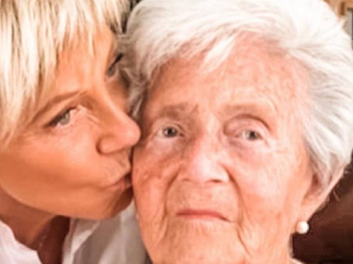 Raquel Argandoña mostró el especial regalo que le hizo «Nano» Calderón para que recuerde a su fallecida madre