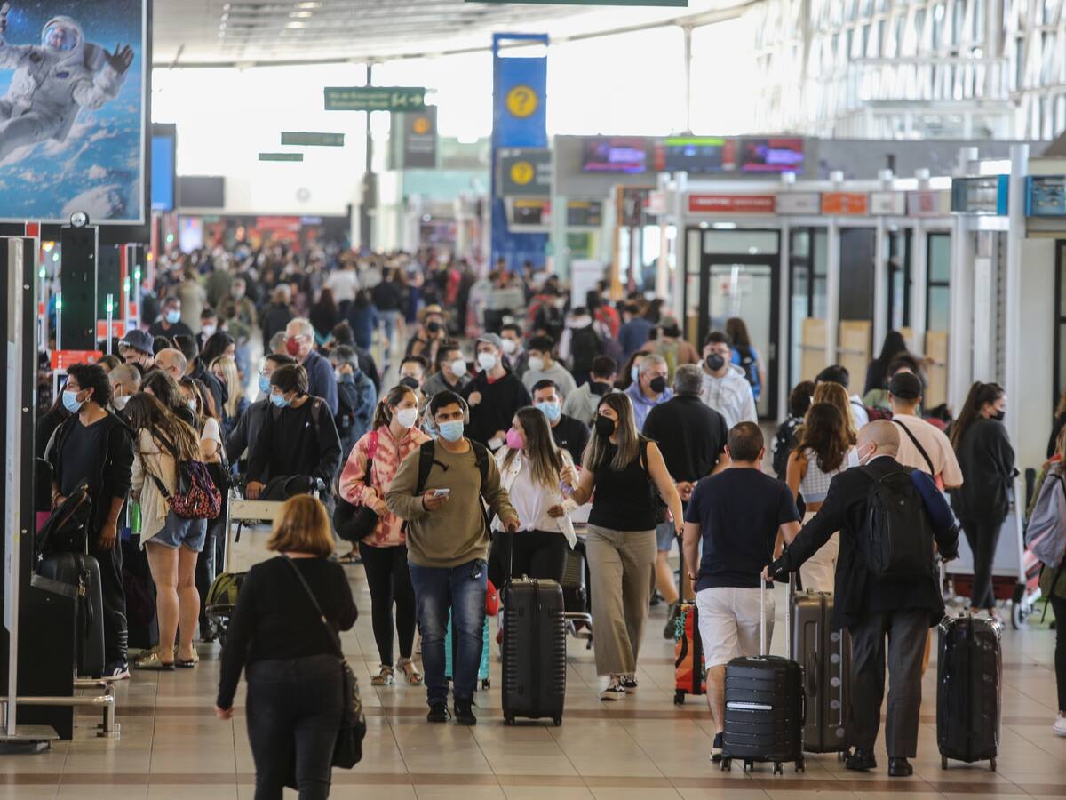Condenan a pasajero que en 2023 dio falso aviso de bomba en aeropuerto de Iquique