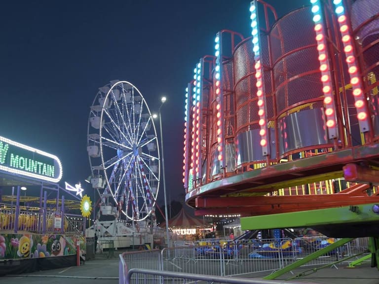 Nuevo parque de diversiones llega a Santiago para las vacaciones de invierno: tendrá juegos ilimitados