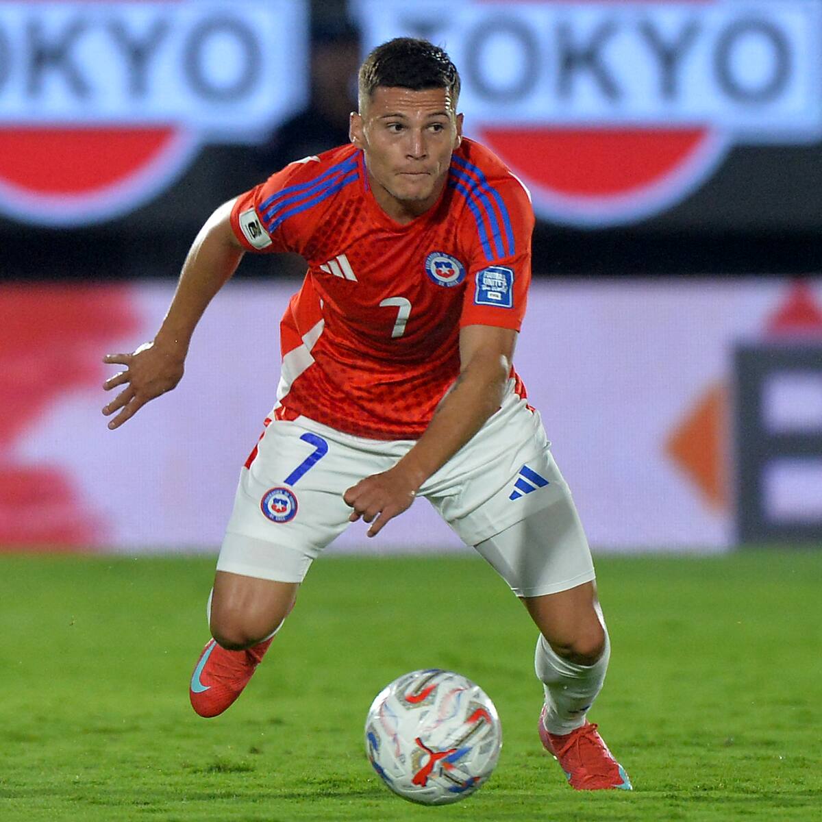 La Roja pierde a un titular: Lucas Cepeda es baja para el crucial duelo contra Ecuador