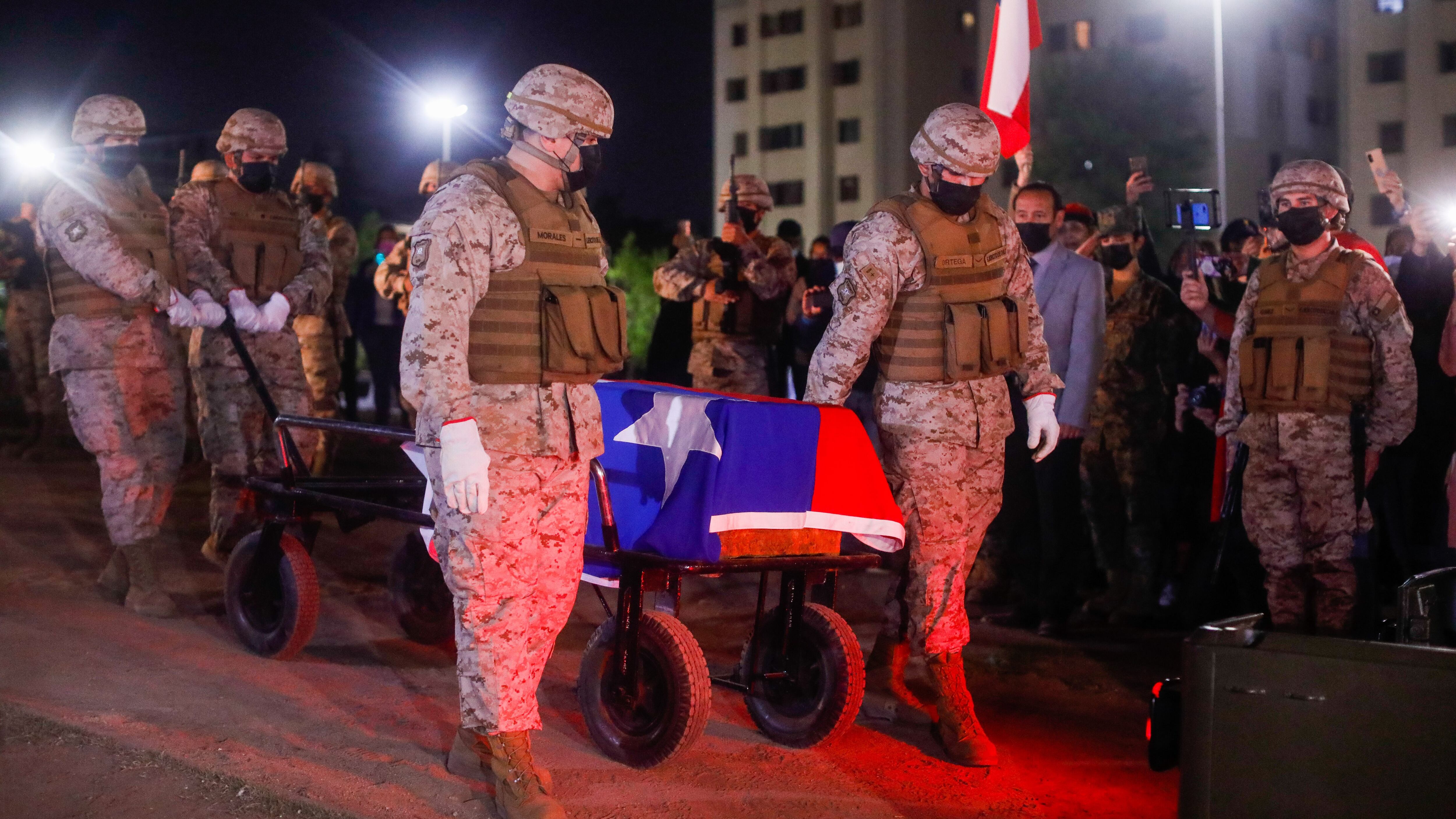 Ejército encabezó exhumación y retiro de restos del Soldado Desconocido