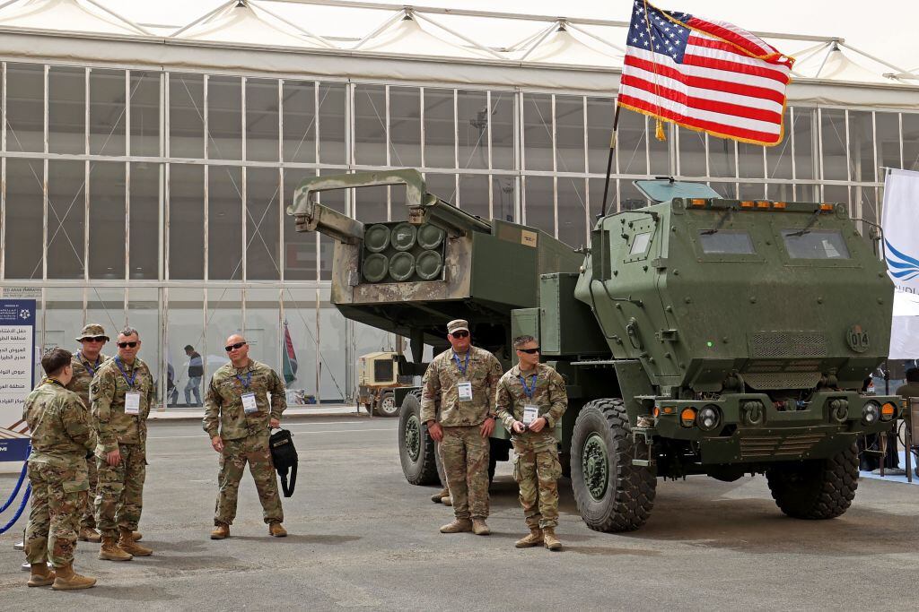 El sistema de multi misiles estadounidense HIMARS que enviarán a Ucrania