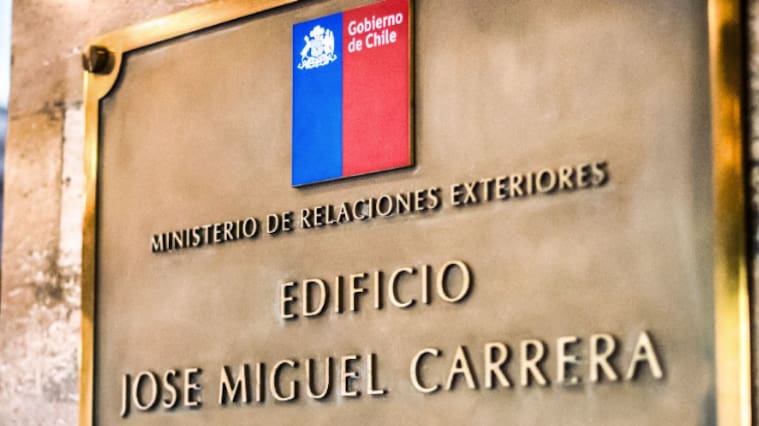 Chile da un nuevo paso con Venezuela: delegado viajó a Caracas para reactivar las relaciones consulares