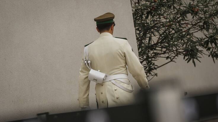 Detienen a carabinero guardia del Palacio de La Moneda acusado de homicidio tras persecución vial en Talcahuano
