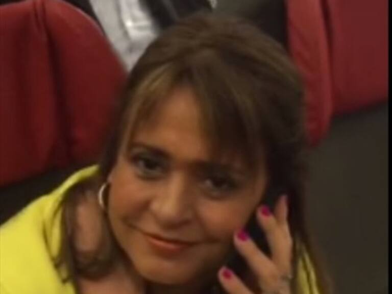 Newen Afrobeat realizó funa musical a Van Rysselberghe mientras viajaban en el mismo avión