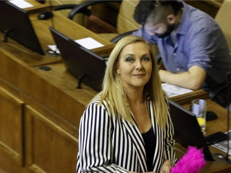 Pamela Jiles y Soledad Onetto protagonizaron fuerte discusión en Twitter