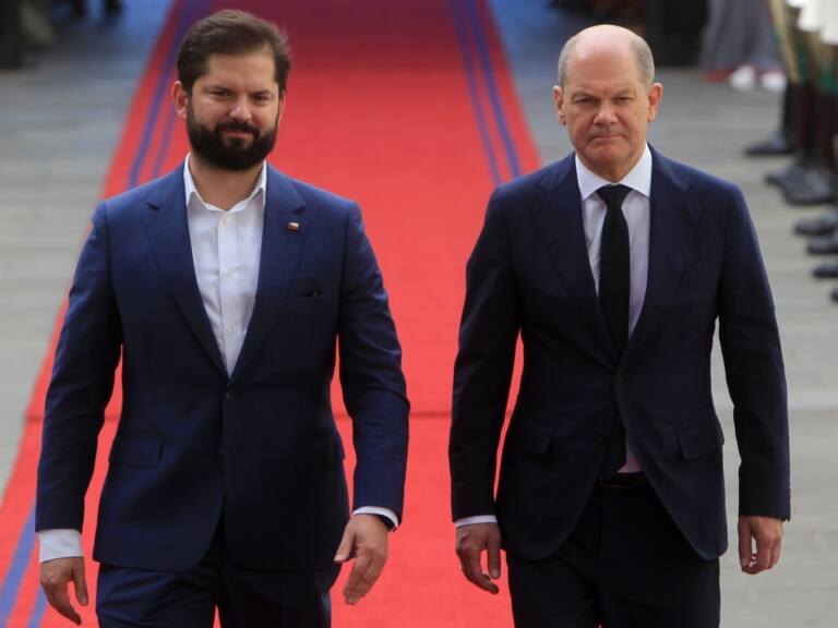 Presidente Boric tras visita del canciller Olaf Scholz: «Es el reflejo de la cercana amistad de Alemania con nuestro país»