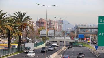 Habrá multas de $100 mil si no cumplen: el cambio que debes hacer a tu auto obligatoriamente (y hasta qué fecha tienes)