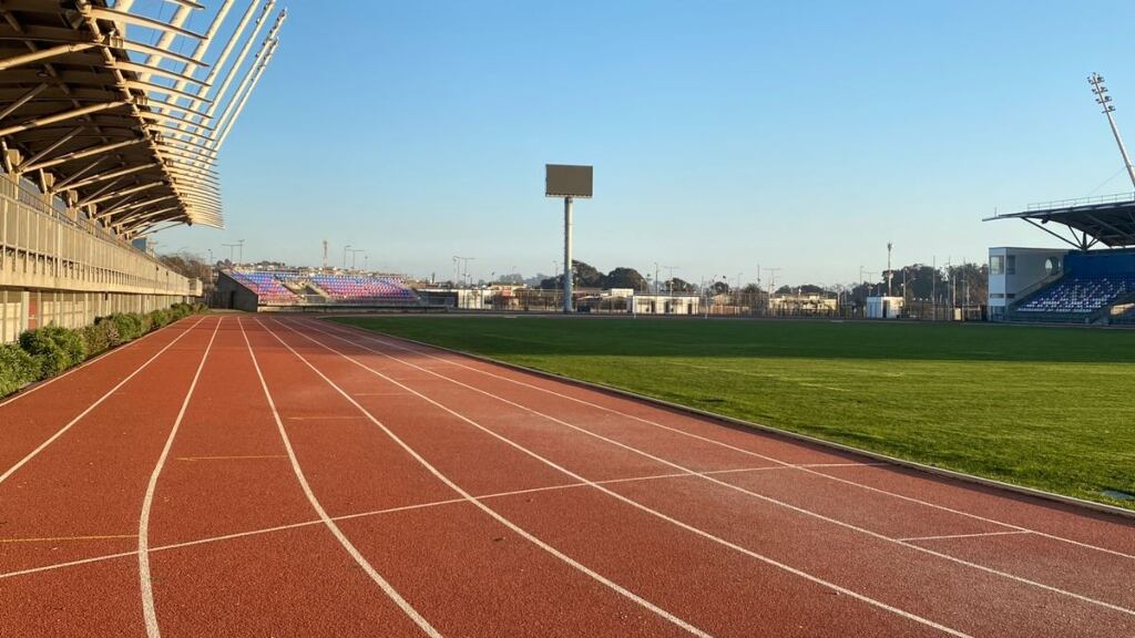Constanza Lizana, alcaldesa de San Antonio, explica el status del estadio: "La empresa constuctora tiene 90 días de plazo para subsanar observaciones"