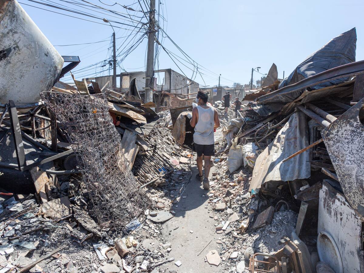 Contraloría toma razón de decreto que establece alivio tributario para afectados por los incendios en Valparaíso