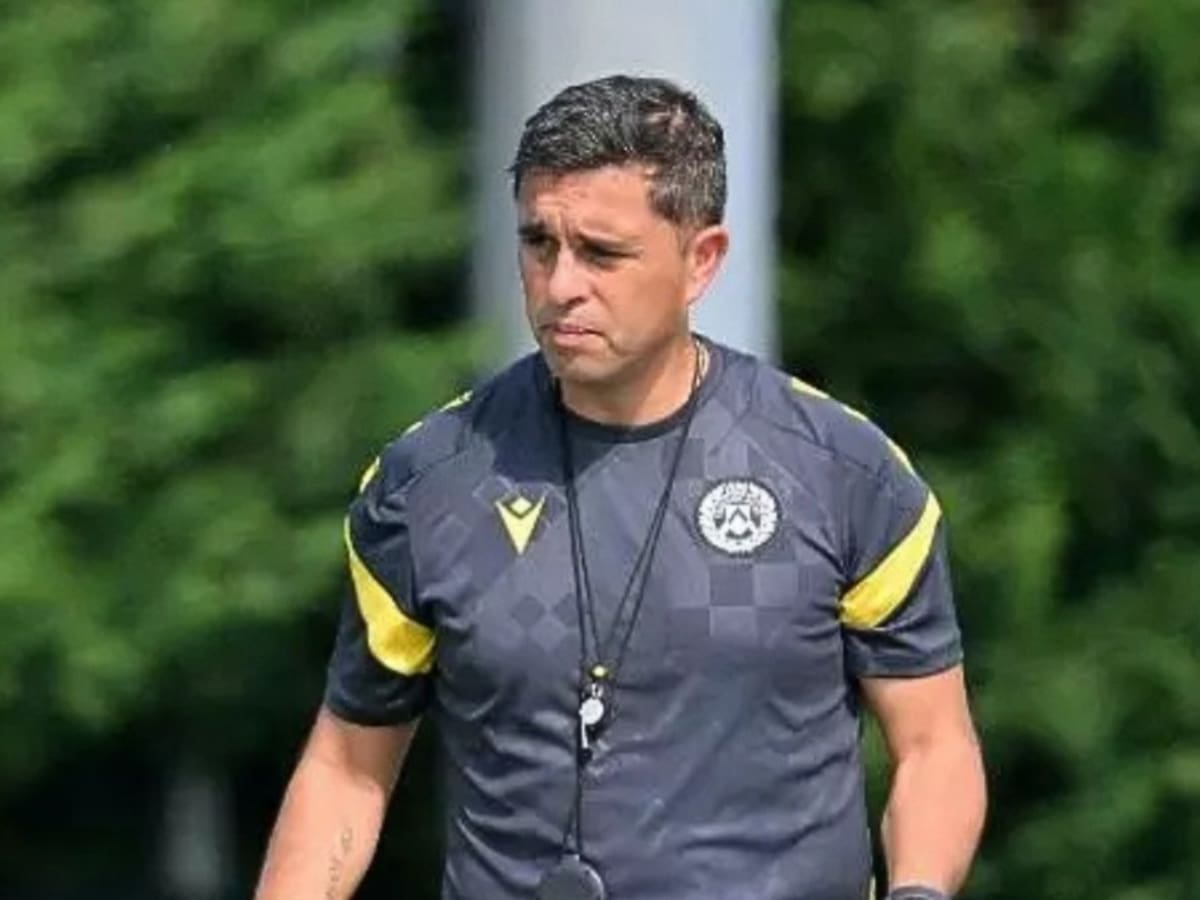 Un DT chileno sorprende y firma contrato en Europa hasta 2027: anuncio oficial