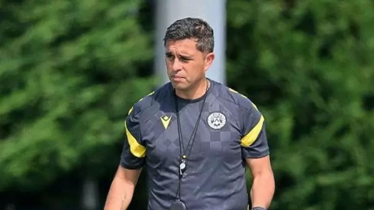 Un DT chileno sorprende y firma contrato en Europa hasta 2027: anuncio oficial