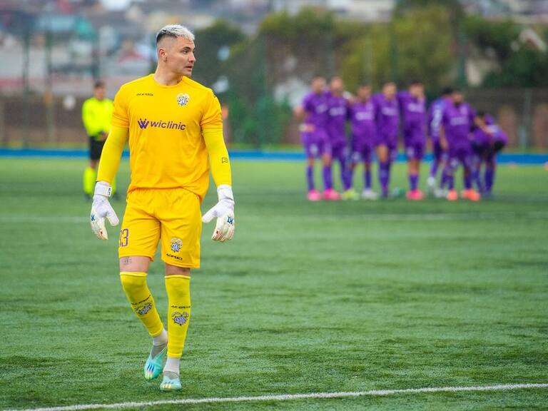 Salió humo lila: Delegación presidencial confirmó horario y aforo para el duelo de San Antonio con la U por Copa Chile | Instagram: San Antonio Unido