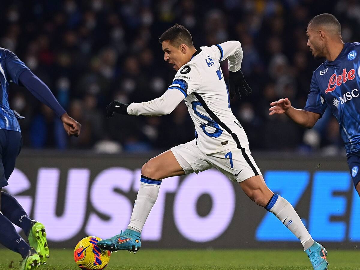 Alexis y Vidal sumaron pocos minutos en el empate de Inter de Milán frente a Napoli por la Serie A