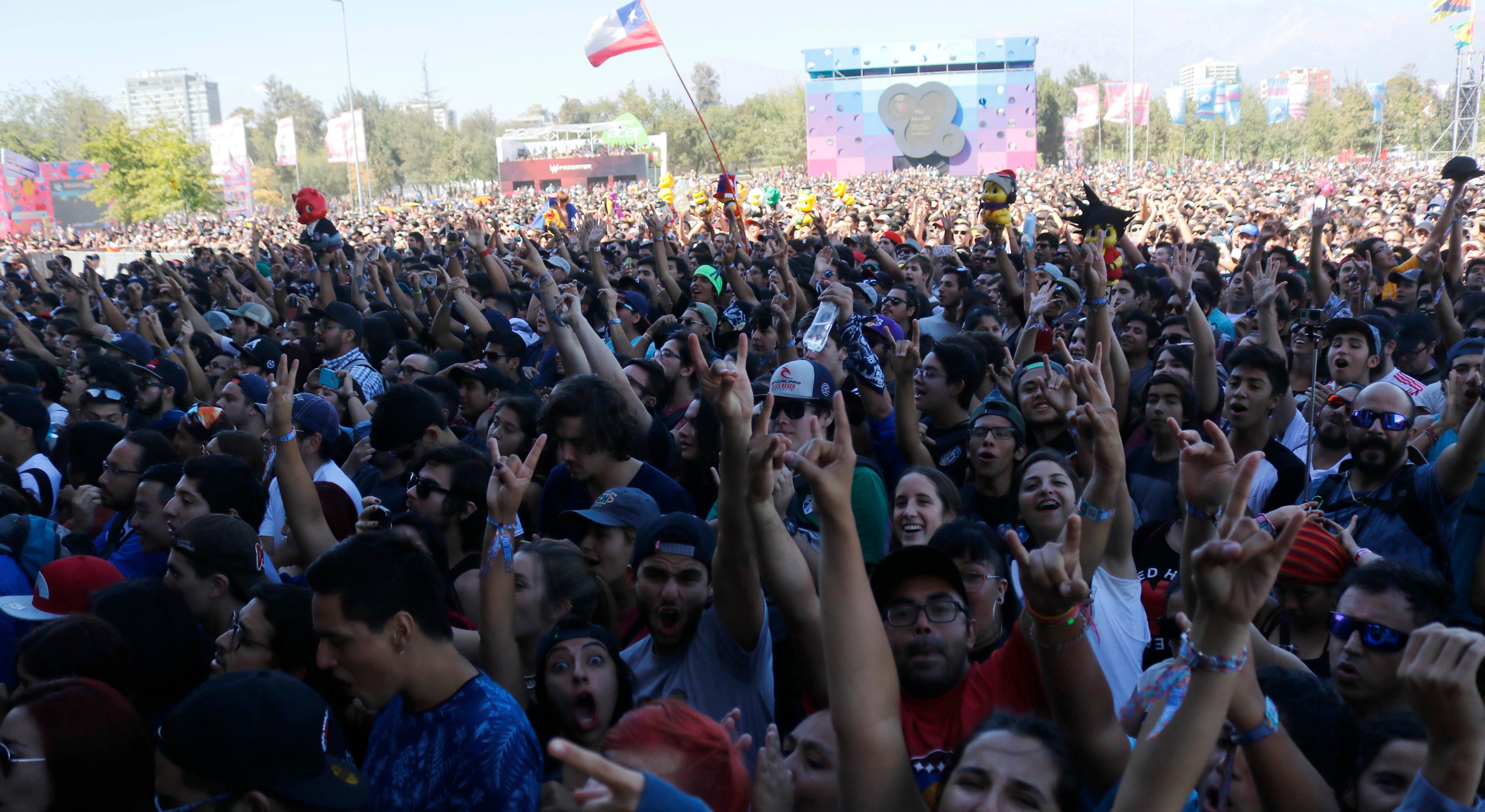 Retiro pulseras Lollapalooza | Agencia Uno